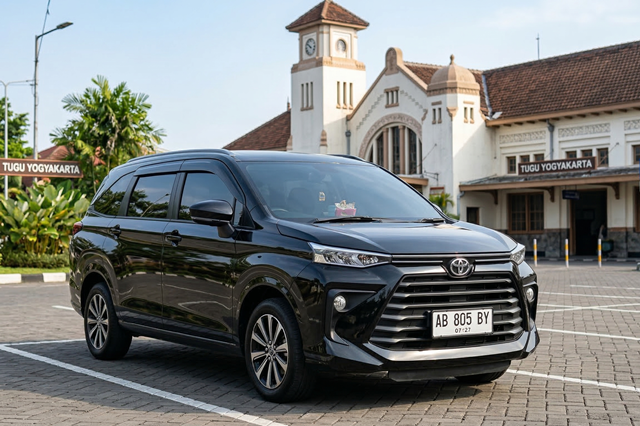 Rent a Private Car in Tugu Train Station Yogyakarta