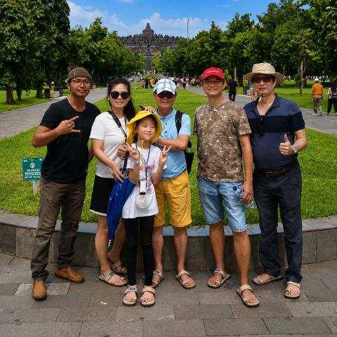 Sharing Tour to Borobudur Sunrise Viewpoint and Borobudur Temple