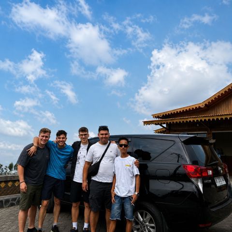 Car Rental in Surabaya