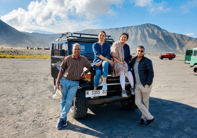 Car and Driver Rental from Semarang to Bromo