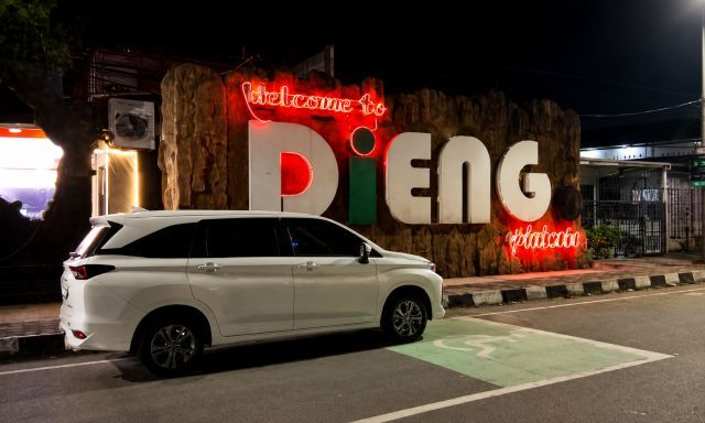 Car Rental with Driver from Yogyakarta to Java Cities