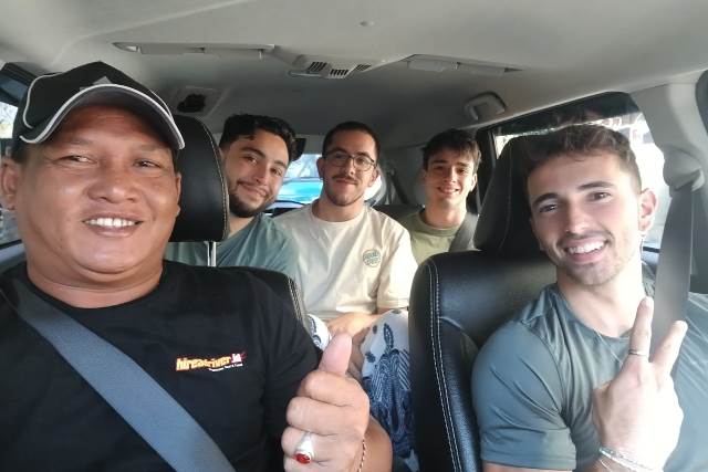Taxi from Yogyakarta to Batu Karas