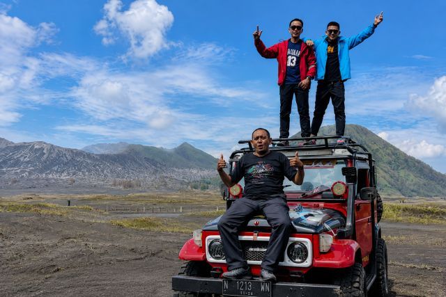 4 Days Tour Package Yogyakarta and Bromo ends in Surabaya