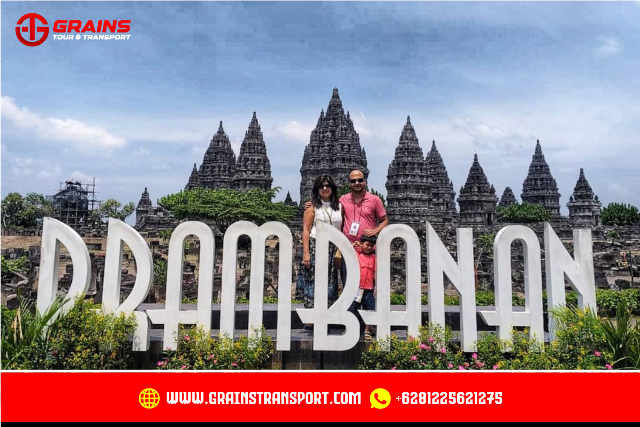 Borobudur Sunrise Tour from Inside the Temple and Prambanan