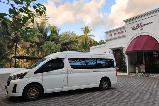 Rent a Bus with Driver in Yogyakarta, Private Bus Charter in Yogyakarta