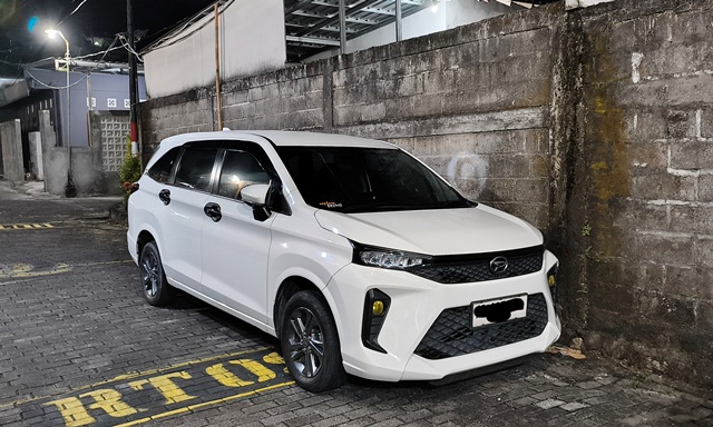 rent a car with a driver from yogyakarta airport to dieng